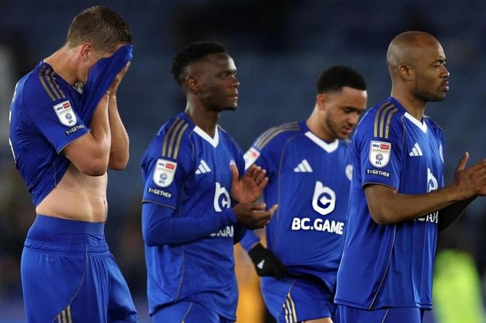 10 năm sau chức vô địch 'cổ tích', Leicester City rớt xuống giải hạng Ba