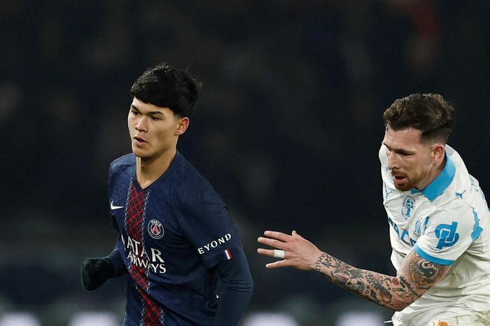 15 phút ra mắt PSG của tài năng trẻ gốc Philippines