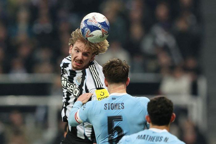 5 năm, 800 triệu euro, Newcastle viết lại vị thế ở châu Âu