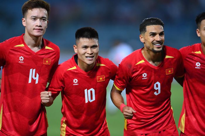 90 phút của Hoàng Hên
