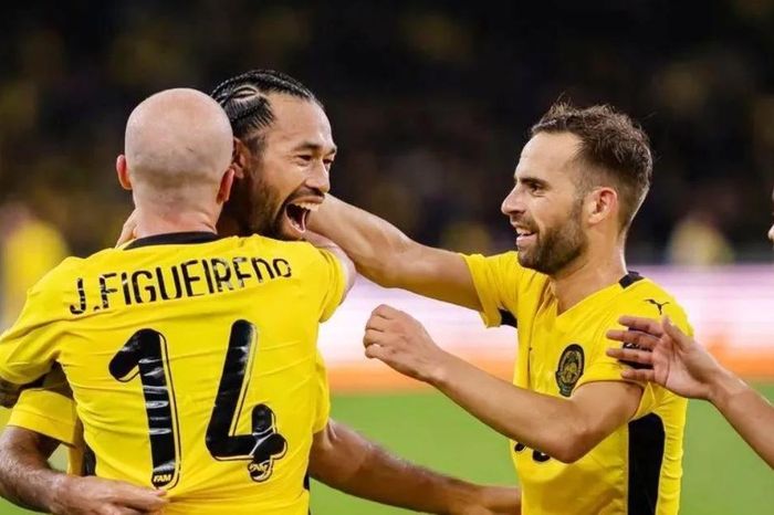 AFC ra thông báo quan trọng với 7 cầu thủ gian lận nhập tịch Malaysia