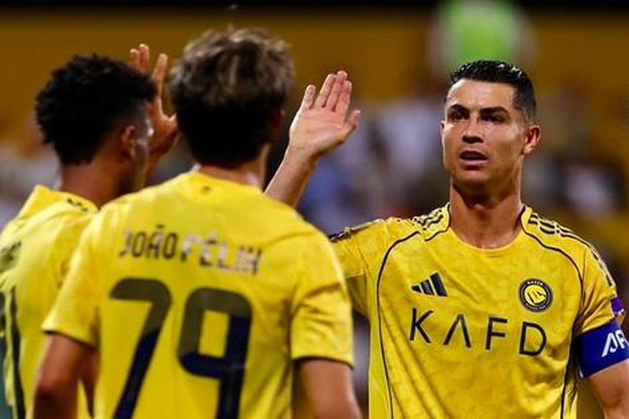Al-Nassr thắng 5-1, Ronaldo nhận điểm thấp nhất