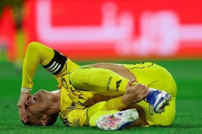 Al Nassr xác nhận Cristiano Ronaldo dính chấn thương nghiêm trọng