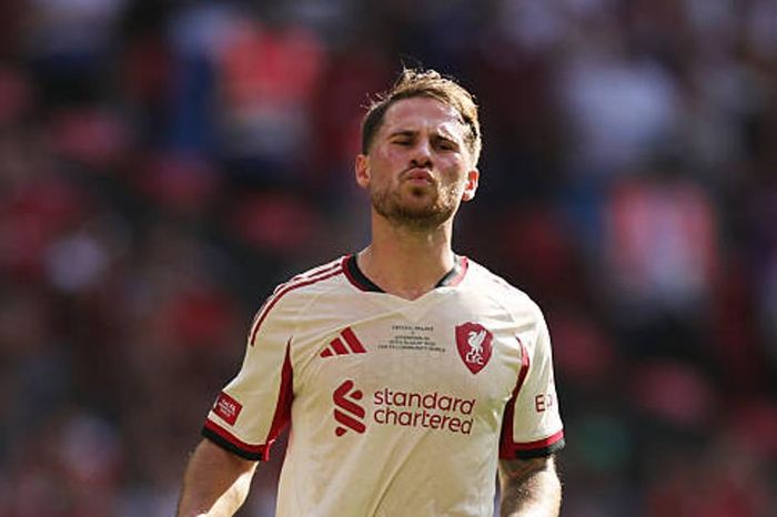 Alexis Mac Allister tới Man Utd: Canh bạc đầy rủi ro và rào cản lịch sử 60 năm