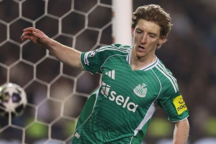 Anthony Gordon lập poker lịch sử, Newcastle đè bẹp Qarabag tại Champions League