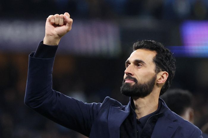 Arbeloa thắng thế tuyệt đối trong phòng thay đồ Real Madrid