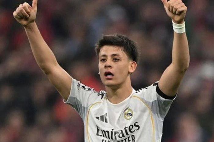 Arda Guler lập siêu phẩm và kỷ lục trong đêm Real Madrid cay đắng rời Champions League