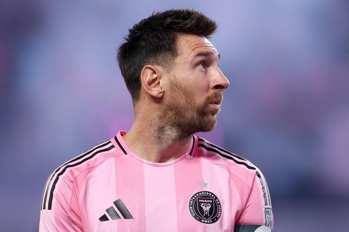 Argentina gây tranh cãi trước World Cup