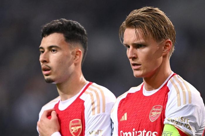 Arsenal bất ngờ thanh lý hàng loạt cầu thủ