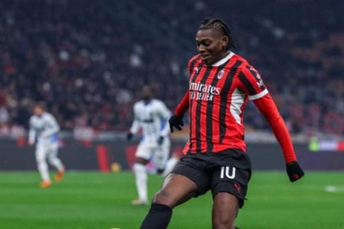 Arsenal đàm phán trực tiếp chiêu mộ Rafael Leao với giá 80 triệu euro, vượt mặt MU