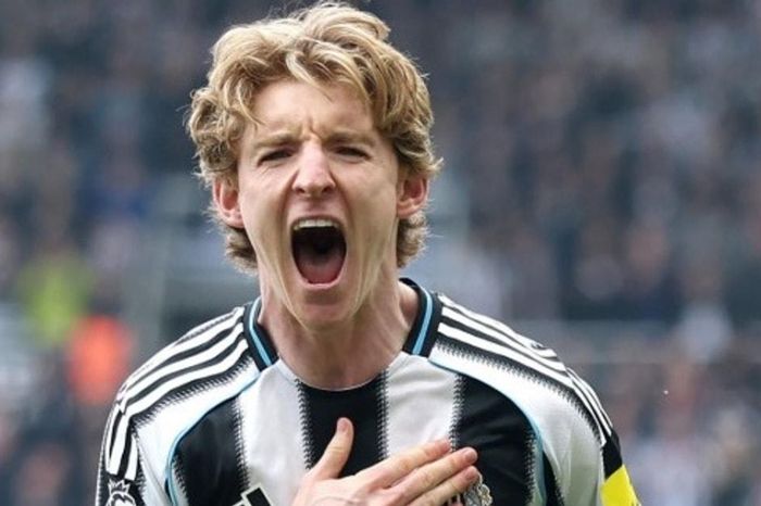 Arsenal dẫn đầu cuộc đua giành Gordon, Liverpool chuẩn bị thanh lý 9 ngôi sao