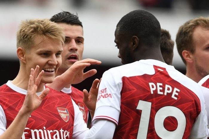 Arsenal đứng trước ngưỡng cửa lịch sử tại UEFA Champions League