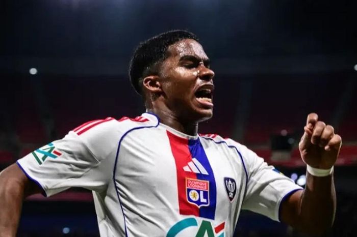 Arsenal nhắm Endrick để giải bài toán hàng công thay Viktor Gyokeres