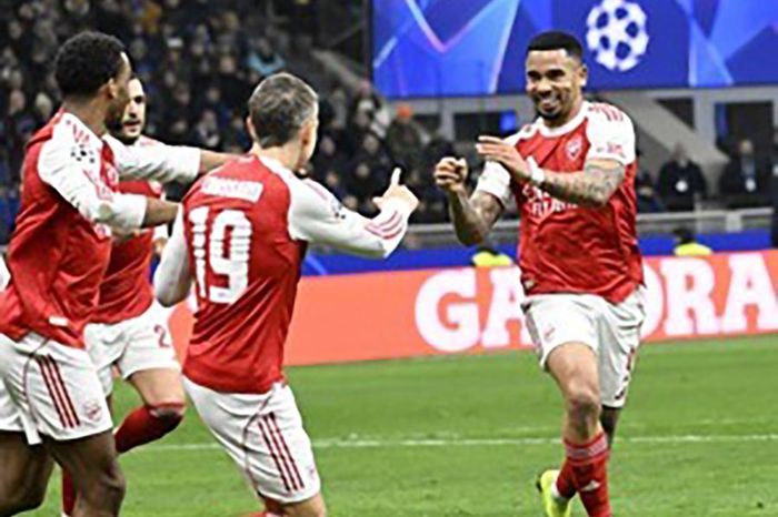 Arsenal nhận được gì khi kết thúc vòng bảng Champions League trong Top 2?