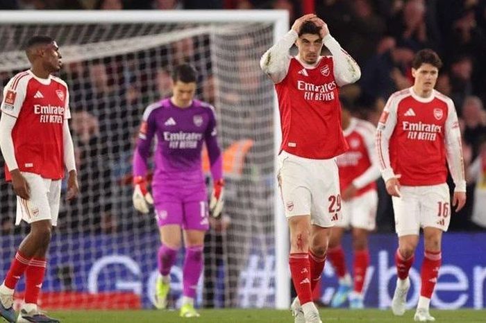 Arsenal nhận tin sốc trước trận gặp Sporting Lisbon