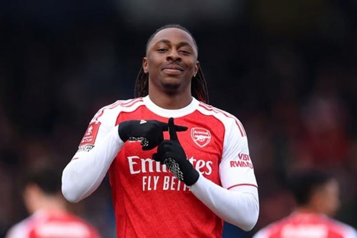 Arsenal nhọc nhằn hạ Mansfield 2-1 tại FA Cup: Siêu phẩm của Eze và nỗi lo nhân sự