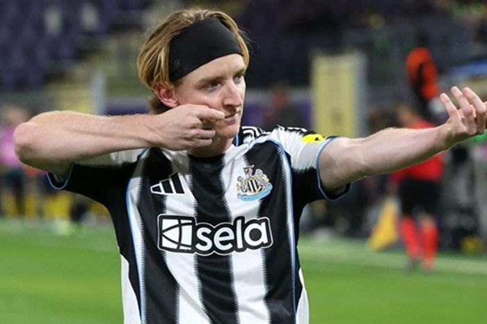 Arsenal quyết đấu Liverpool vì Anthony Gordon, Inter Milan nhắm 'người nhện' của Tottenham