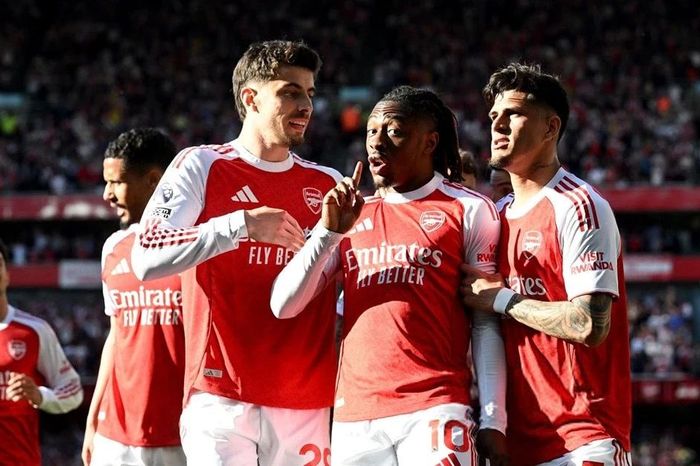 Arsenal trả giá đắt sau chiến thắng trước Newcastle