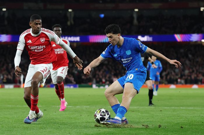 Arsenal và trọng trách gánh vác thể diện cho Ngoại hạng Anh