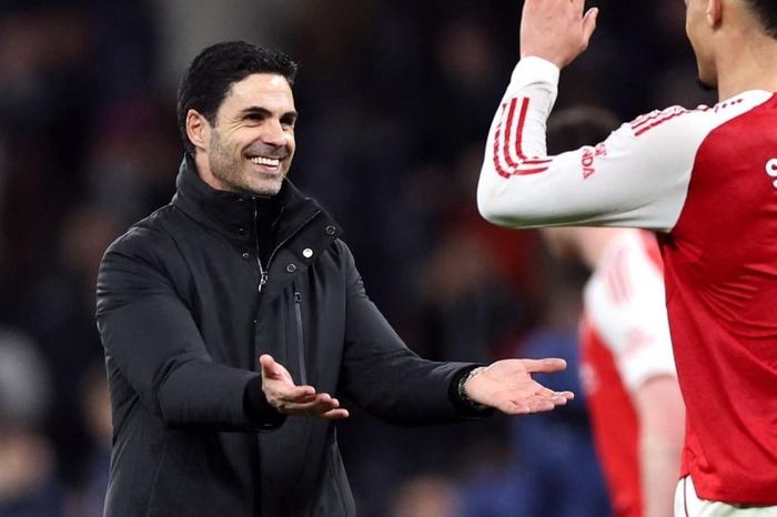 Arteta vượt mặt Mourinho, Wenger