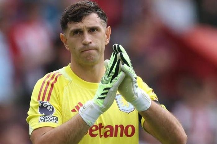 Aston Villa trước ngã rẽ khó khăn: Bán Emiliano Martinez cho Inter để cứu ngân sách