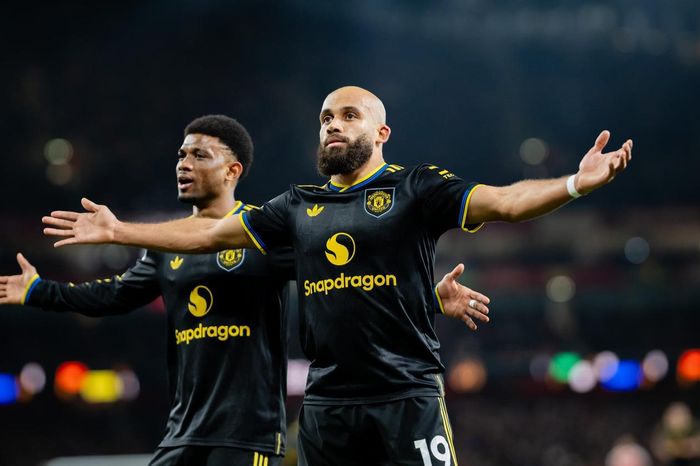 Bảng xếp hạng Ngoại hạng Anh sau vòng 23: Ấn tượng Man United