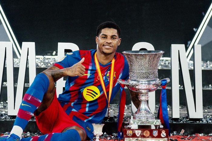 Barca ra quyết định về tương lai Rashford, MU reo vui