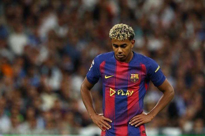 Barcelona bị loại đau đớn vì thiếu một người vụng về, chậm chạp
