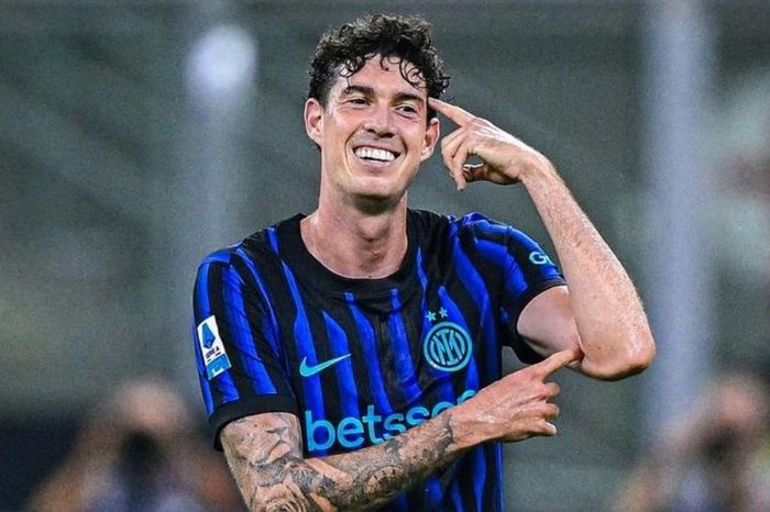 Barcelona đàm phán đón trung vệ 80 triệu euro