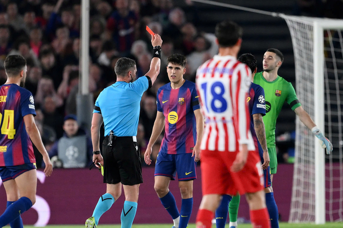 Barcelona - 'Gã khổng lồ' thiếu bản lĩnh