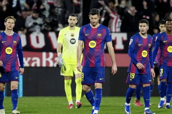 Barcelona liên tục vấp ngã: Chiến dịch giải cứu HLV Hansi Flick