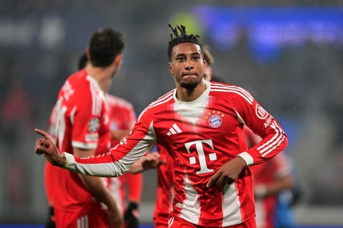 Bayern có thể trả giá vì hai tấm thẻ vàng đáng ngờ