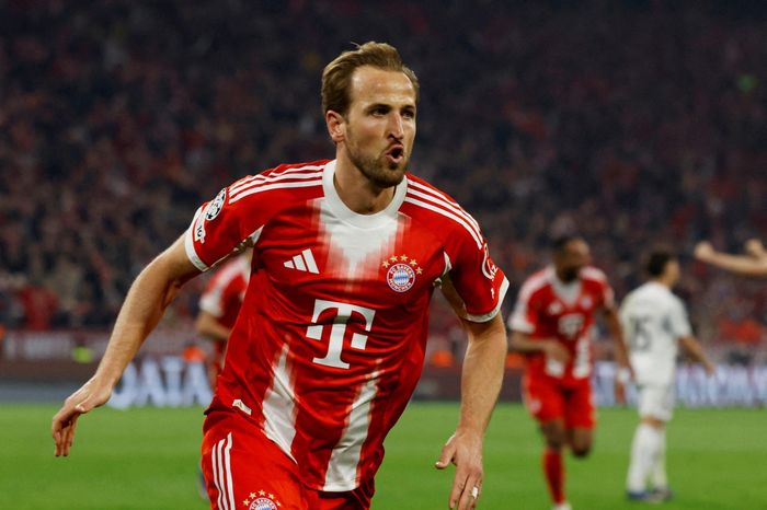 Bayern Munich giàu to