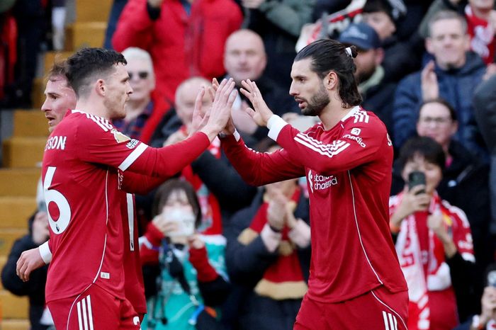 Bến đỗ mới của Andy Robertson