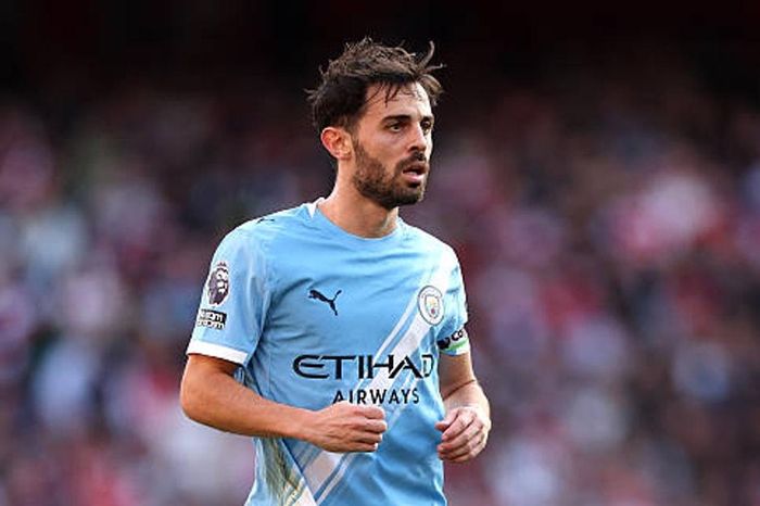 Bernardo Silva bóc trần sự thật đằng sau phong độ bất ổn của Manchester City