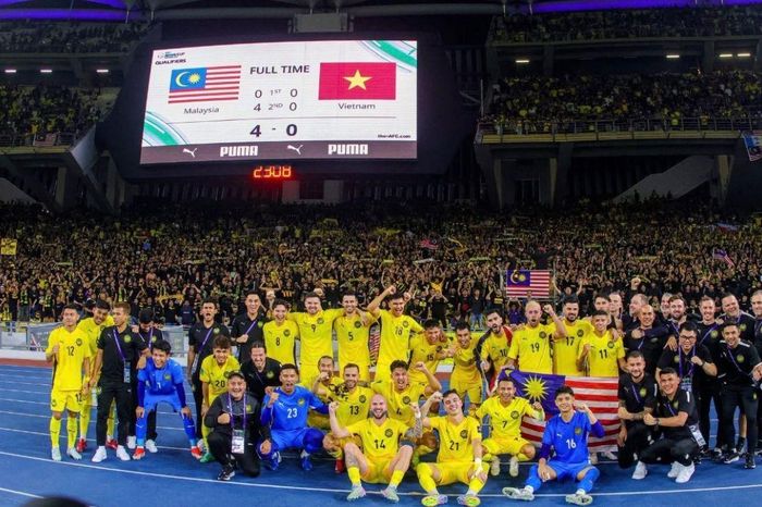 Bi kịch cầu thủ nhập tịch Malaysia tính giải nghệ sau án phạt nặng của FIFA