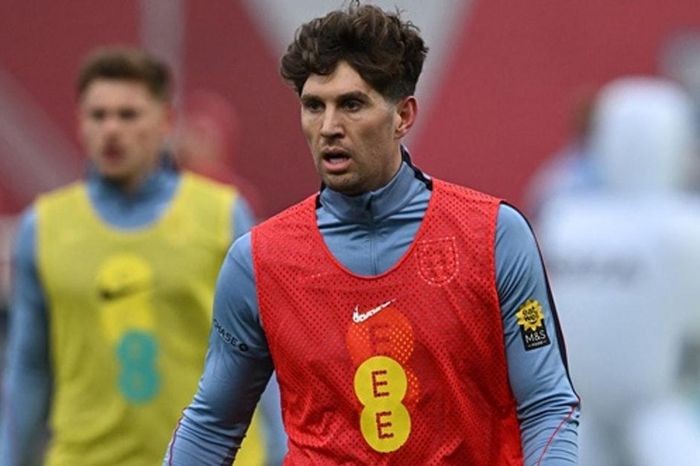 Bị Pep Guardiola 'bỏ rơi', tại sao John Stones vẫn là quân bài không thể thay thế của Tuchel?
