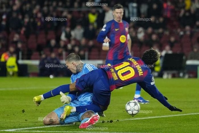 Bốc thăm Champions League nổ loạt trận 'siêu kinh điển'