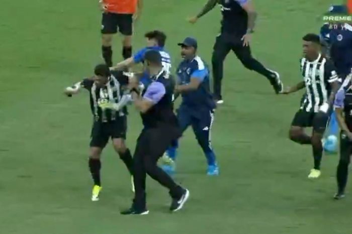 Bóng đá Brazil phá kỷ lục về thẻ đỏ sau trận hỗn chiến