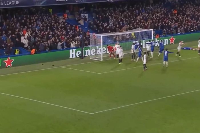 Các đại diện bóng đá Anh toàn thắng