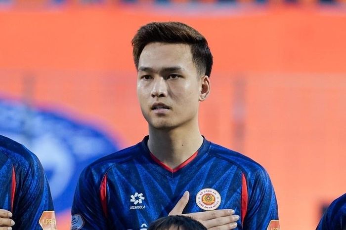 CAHN gia hạn hợp đồng với Bùi Hoàng Việt Anh