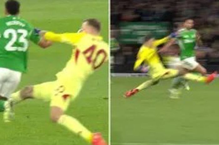 Cận cảnh tấm thẻ đỏ 'điên rồ' của thủ môn Aston Villa