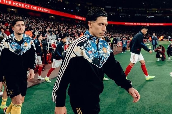 Carrick được học trò khen tới tấp, úp mở chuyển nhượng MU