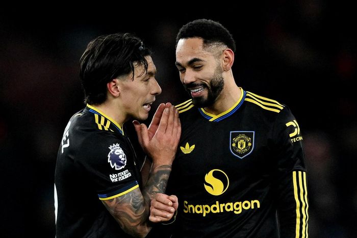 Carrick làm gì để MU lột xác?