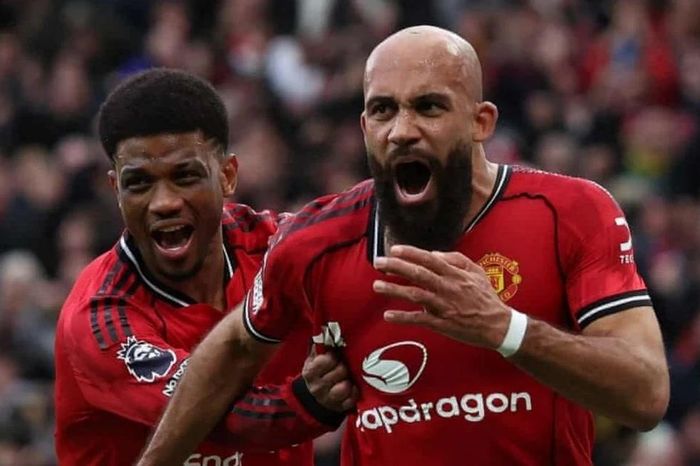 Carrick ra mắt như mơ, MU quật ngã Man City tại Old Trafford