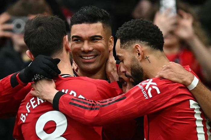 Casemiro được 'minh oan' sau khi ghi bàn và kiến tạo giúp MU thắng
