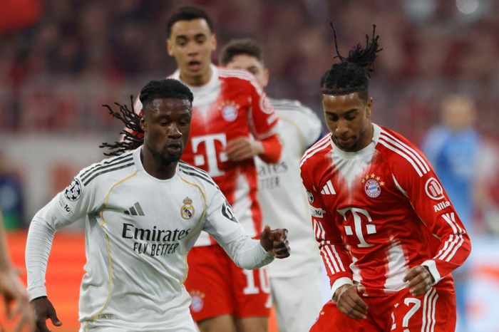 Cầu thủ Real Madrid bật khóc