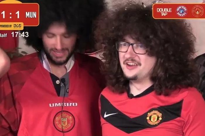 CĐV Man United chết lặng vì VAR, 'kế hoạch xuống tóc' đổ bể