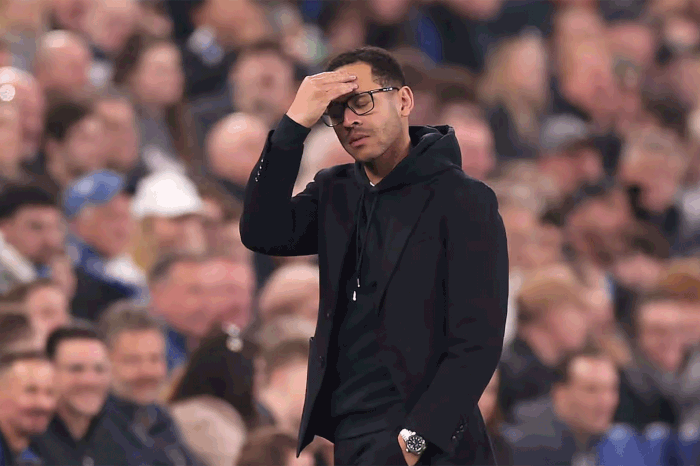Chelsea đang tuột dài trong sự vô kỷ luật