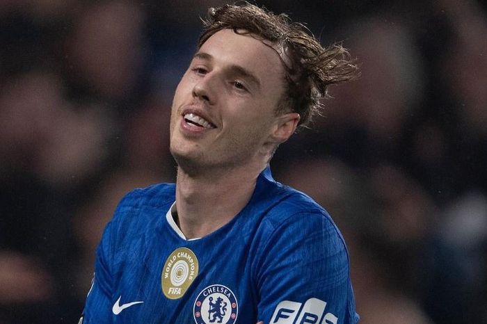 Chelsea ra giá bán Palmer cho MU